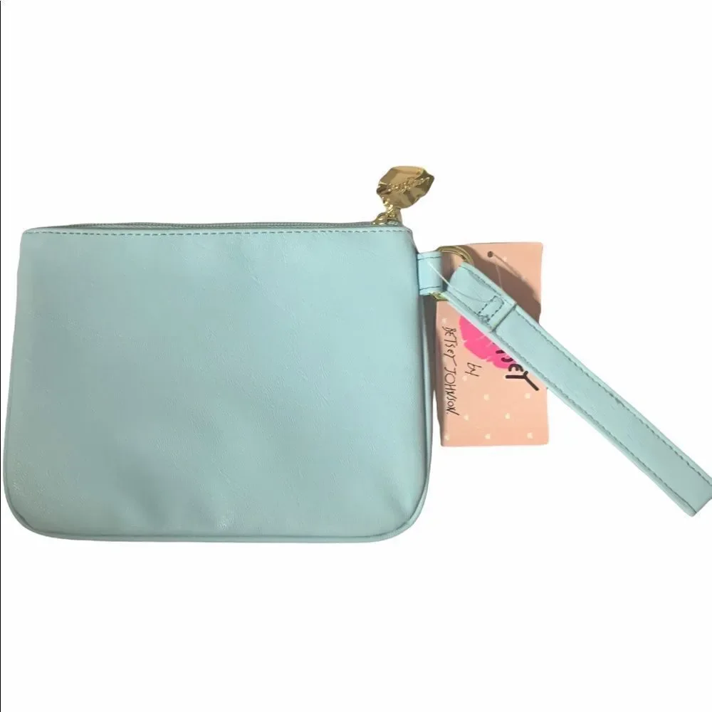 Luv Betsey Daisy Wristlet‎